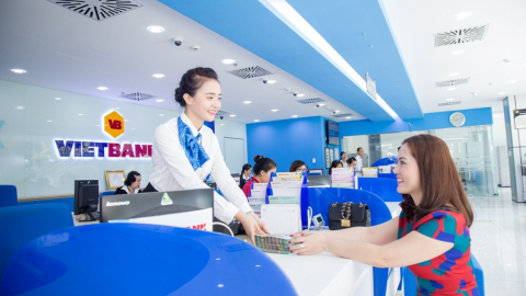 Thoải mái tìm 'info' 100 sân golf đẹp, nổi tiếng nhất Việt Nam trên ứng dụng Vietbank Digital