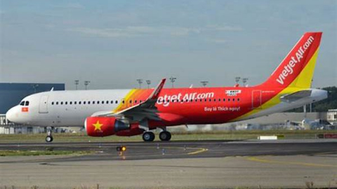 Vietjet (VJC) hoãn trả cổ tức, sắp chào bán 24,5 triệu cổ phiếu để thanh toán tiền cọc mua tàu bay