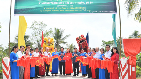 Nhựa Tiền Phong (NTP) khánh thành Cầu nối yêu thương trị giá hơn 4 tỷ đồng