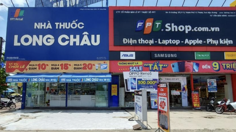 Phó tổng giám đốc FPT Retail (FRT) tiếp tục đăng ký bán ra 300.000 cổ phiếu