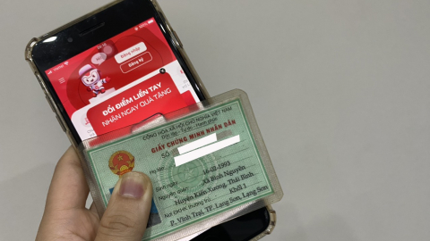 SIM dùng CMND có cần đổi sang CCCD gắn chip, nhà mạng nói gì? 