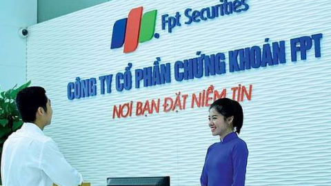 Chứng khoán FPT (FTS) dự trình lợi nhuận năm 2023 giảm 34%, chia cổ tức tiền mặt 5%