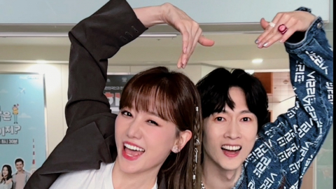Bà xã Trấn Thành khoe ảnh nhí nhảnh bên idol Kpop đời đầu của Hàn Quốc