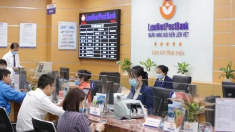 Hủy đấu giá hơn 140 triệu cổ phiếu LPB, VNPost thoái vốn bất thành