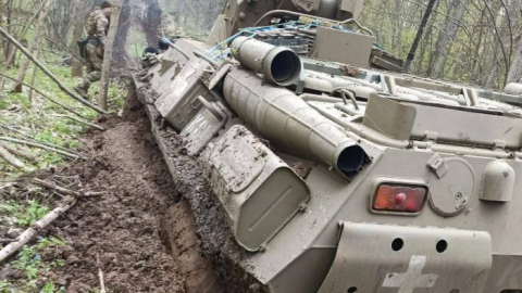 Nga thực hiện 'những bước tiến đáng kinh ngạc' ở Bakhmut; Ukraine rút khỏi trung tâm phòng thủ chiến lược ở DPR