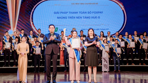 Ví điện tử trên Hue-S đạt Giải thưởng Sao Khuê 2023 trong lĩnh vực chuyển đổi số