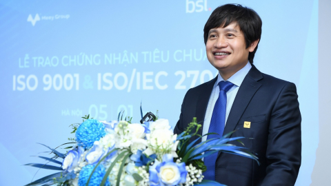 Doanh nghiệp start-up công nghệ đầu tiên được Viện Tiêu chuẩn Anh trao 2 chứng nhận ISO