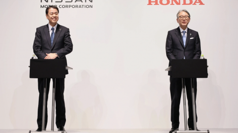 Honda và Nissan đàm phán sáp nhập: Chuyên gia chỉ rõ lý do 'sống còn'