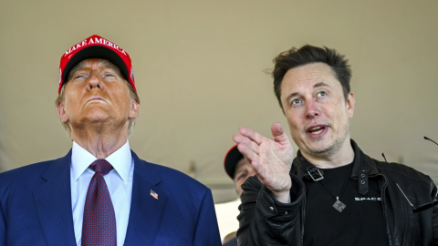 Elon Musk khiến Washington kinh hoàng