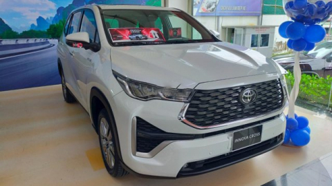 Giá xe Toyota Innova Cross lăn bánh tháng 3/2024: Giảm không 'phanh' kéo doanh số