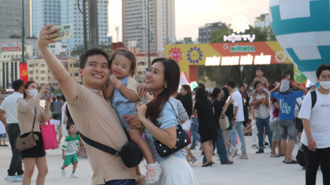 Du khách đến TP.HCM được mua tour ưu đãi, shopping giảm giá suốt năm 2024