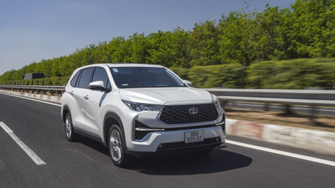 Toyota Innova Cross bất ngờ về doanh số