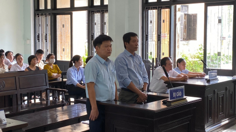Vì sao nguyên Giám đốc và Kế toán trưởng CDC Thừa Thiên Huế được miễn hình phạt tù? 