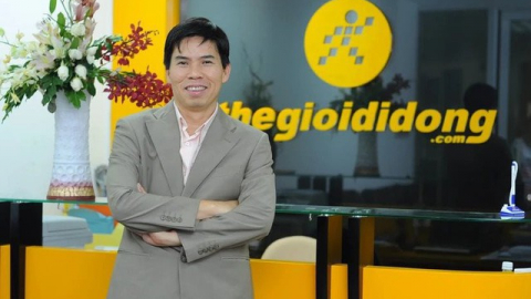 Chủ tịch Thế giới Di động Nguyễn Đức Tài vừa bán 2 triệu cổ phiếu MWG