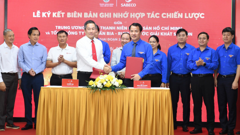 Trung ương Đoàn TNCS Hồ Chí Minh và Sabeco hợp tác  lắp đèn năng lượng mặt trời, trồng cây xanh ở 20 địa phương
