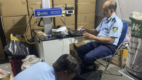 Kinh doanh thiết bị vệ sinh không rõ nguồn gốc bị QLTT tịch thu sản phẩm, phạt 95 triệu đồng