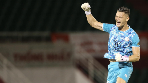 Chuyển nhượng V.League 27/7: Thép xanh Nam Định chi 20 tỷ đồng, đánh bại HALG vụ Patrik Lê Giang?