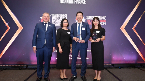 PVcomBank nhận 2 giải thưởng quốc tế từ tạp chí uy tín hàng đầu châu Á