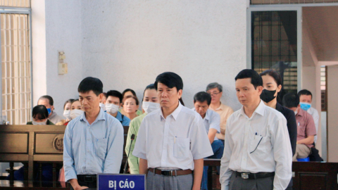 Cựu Giám đốc CDC Đắk Lắk: 'Không phải nhân viên của bị cáo nhận tiền thì bị cáo cũng phải nhận tiền'