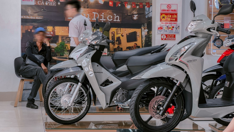 Honda Vision, SH chênh giá tại đại lý khi sắp vào năm học mới