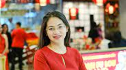 'Nữ tướng' đứng sau chuỗi cafe Katinat, Phê La có thể thu về 600 tỷ đồng khi bán hàng triệu cổ phiếu VCI