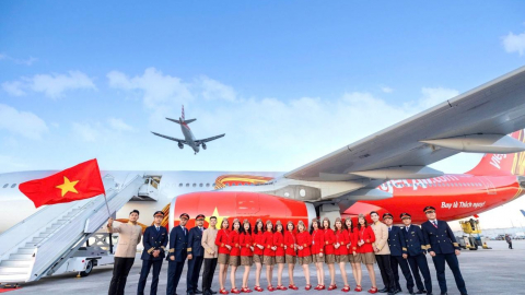 Khám phá những hình ảnh đầy cảm hứng của phi hành đoàn Vietjet trên chuyến bay đặc biệt tới Hoa Kỳ