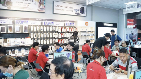 Thị trường đồ dùng công nghệ dịp Tết Nguyên đán: iPhone 16 Pro Max vẫn 'hot'
