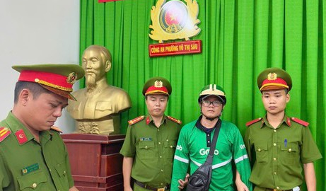 TP.HCM: Tạm giữ tài xế xe ôm công nghệ Grab và phụ xe buýt xô xát trên đường sau mâu thuẫn