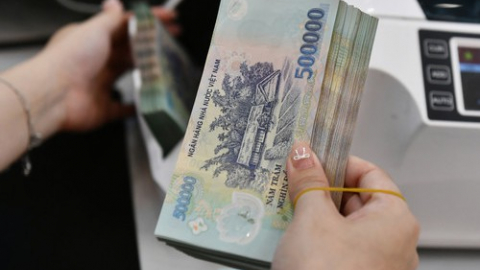 Lãi suất ngân hàng cao nhất hôm nay 13/2: 'Ông lớn' BIDV tăng điểm trả lãi dài hạn