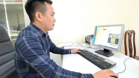 Chủ tịch Hội ND một xã ở Quảng Bình dựng video, lập nhóm Zalo tuyên truyền chống khai thác IUU, xóa tàu '3 không'