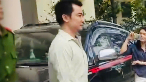 TIN NÓNG 24 GIỜ QUA: Tài xế taxi tông chết người phụ nữ đang mang thai; xét xử vụ công an dùng nhục hình