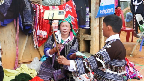 Xã vùng cao ở Sơn La, chỗ nào cũng wifi căng đét, dân tình xem trên mạng thấy cảnh đẹp kéo đến check-in