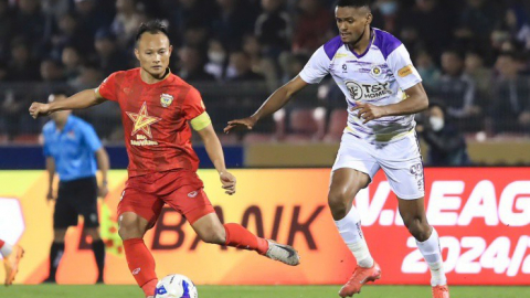 Hồng Lĩnh Hà Tĩnh vs Hà Nội FC: 2 pha lập công, 1 thẻ đỏ và 1 lần VAR từ chối bàn thắng