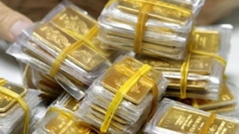Giá vàng tuần tới sẽ rất phức tạp, mua-bán đều chứa rủi ro