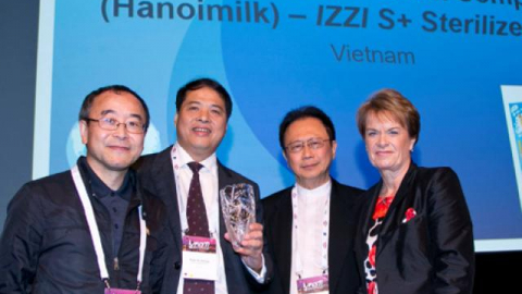 Sữa IZZI của Hanoimilk đoạt giải thưởng Công nghiệp thực phẩm toàn cầu