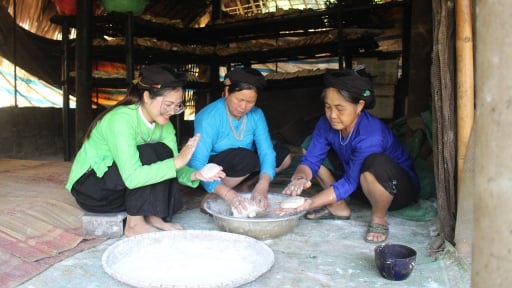 Nghề làm men lá từ cây dược liệu quý tạo việc làm, thu nhập quanh năm cho nông dân xã này ở Hà Giang