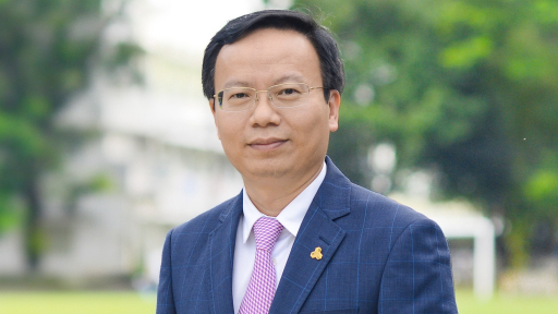 Chân dung tân Giáo sư sinh năm 1972 là Hiệu trưởng trẻ nhất trong lịch sử Trường Đại học Bách khoa, Nhà giáo ưu tú