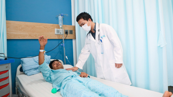 BV Đại học Y dược Buôn Ma Thuột cấp cứu 'ngoạn mục' ca đột quỵ nhồi máu não giờ thứ 7