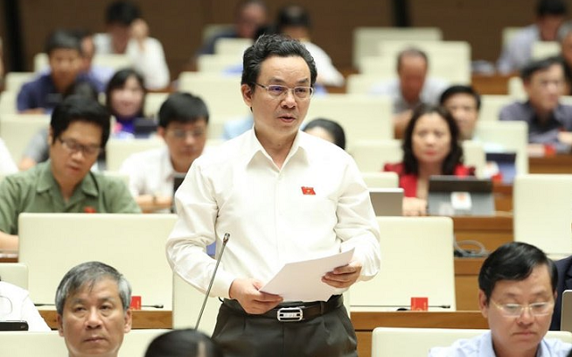 ĐBQH: Dùng từ 'Thu giá' thay cho 'Thu phí'  như 'bôi mỡ cho kiến đốt'