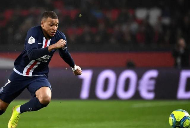 10 cầu thủ chạy nhanh nhất thế giới: Mbappe số 1, ai số 2?