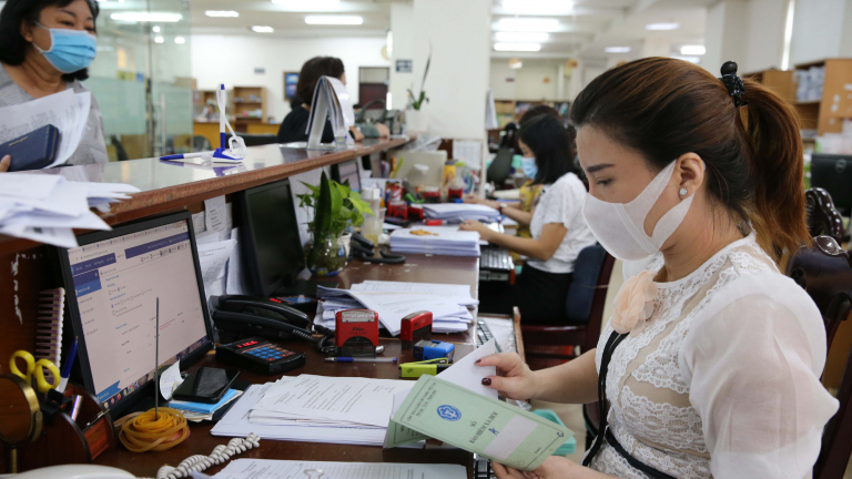 Tiếp nhận công chức cấp huyện cần điều kiện gì?