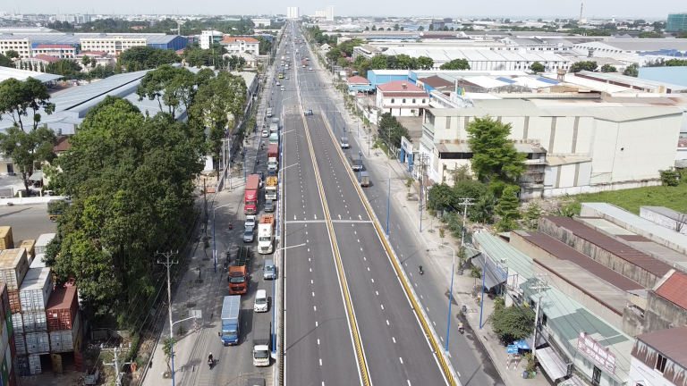Sắp thông xe cầu vượt bằng thép đầu tiên tại Bình Dương, tăng cường kết nối TP.HCM
