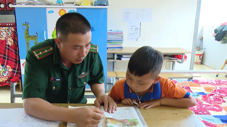 Bộ đội Phiêng Pằn (Sơn La) là cha nuôi, đồn biên phòng là mái ấm của trẻ nghèo vùng biên 