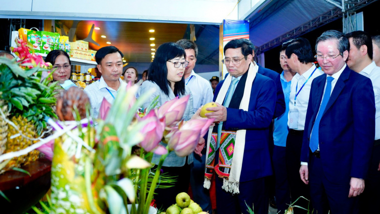 Thủ tướng Chính phủ Phạm Minh Chính dự lễ khai mạc Festival trái cây và sản phẩm OCOP năm 2022