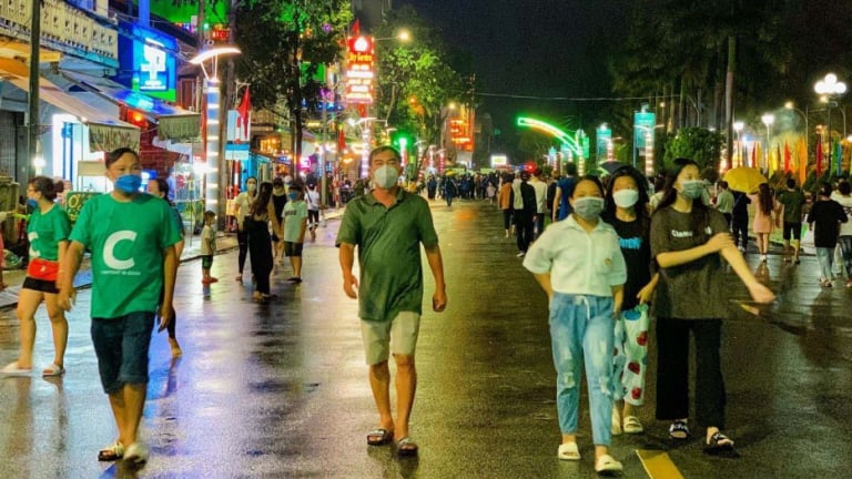 Phát triển kinh tế ban đêm gắn với du lịch