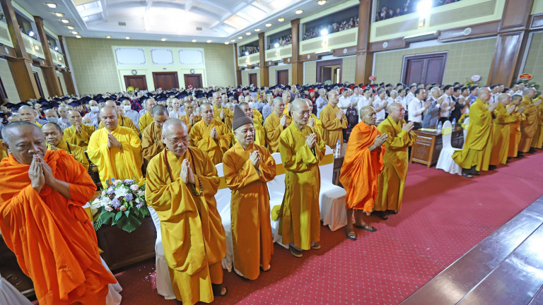 Lễ khai giảng đặc biệt tại ngôi trường có nhiều nhà sư theo học nhất Việt Nam