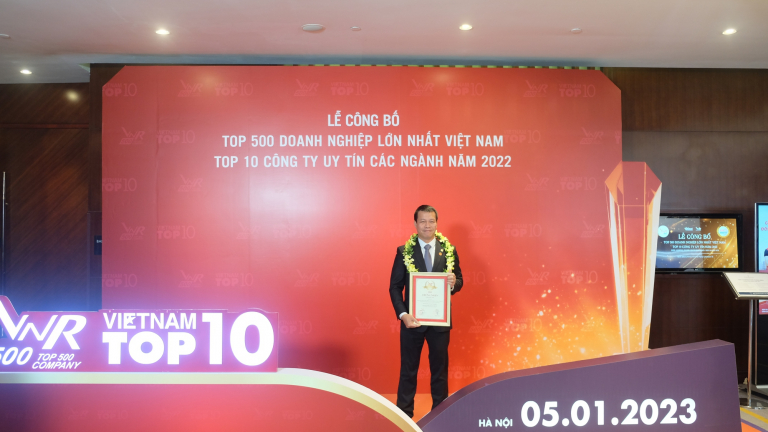 Công bố bảng xếp hạng VNR 500 - Top 500 doanh nghiệp Việt Nam năm 2022