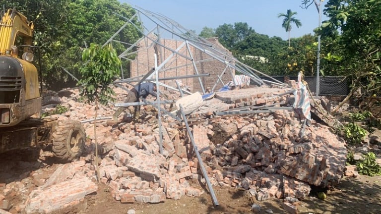Quốc Oai (Hà Nội) cưỡng chế công trình xây dựng trái phép trên đất nông nghiệp