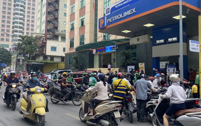 Doanh nghiệp xăng dầu lại kiến nghị gỡ khó cho thị trường