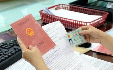 Hà Nội không yêu cầu người dân xuất trình, nộp sổ hộ khẩu giấy 